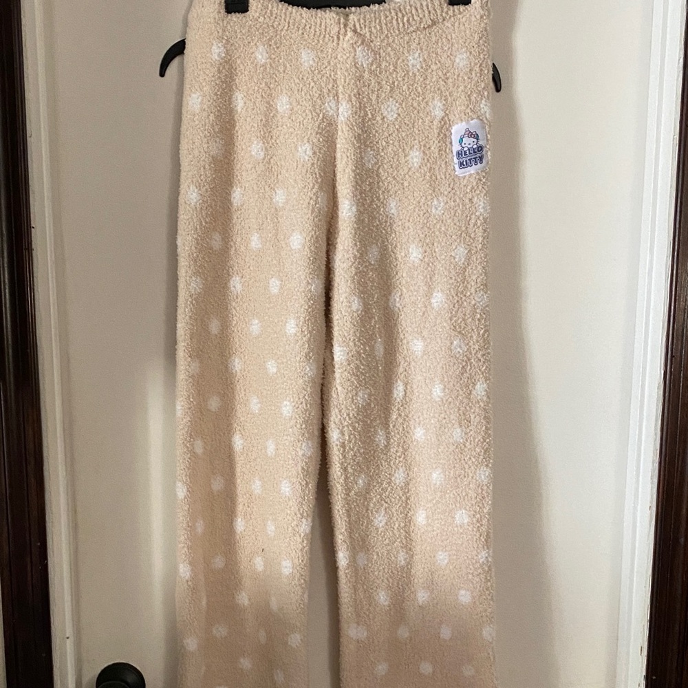 NEW Hello Kitty Kids Cozy Beige Polka Dot Fleece Pants